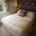 8941   Cosy bedroom with a fresh white bed set