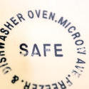17159   Dishwasher Safe label on Kitchenware