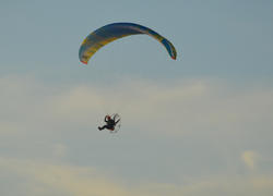 17032   para glide in the sky over Cleveleys near to Blackpool